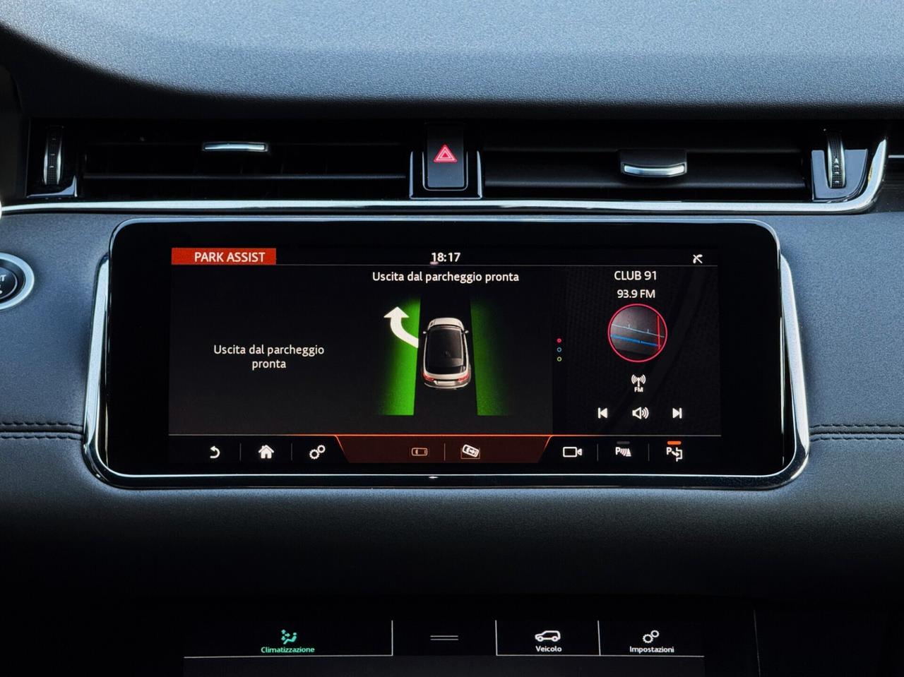 Range Rover Evoque 2.0d i4 MHEV R-Dynamic SE 150CV