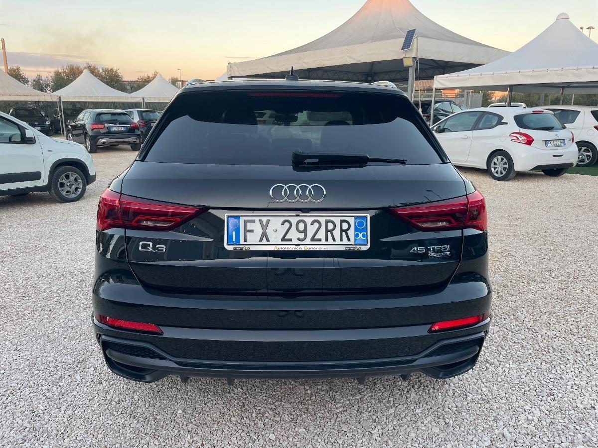 AUDI - Q3 - 45 TFSI quattro S tr. S line edition