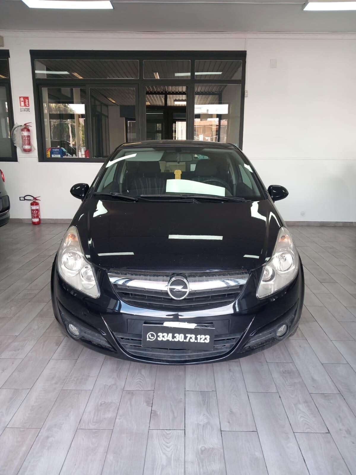 Opel Corsa 1.2 80CV 3 porte GPL-TECH Club
