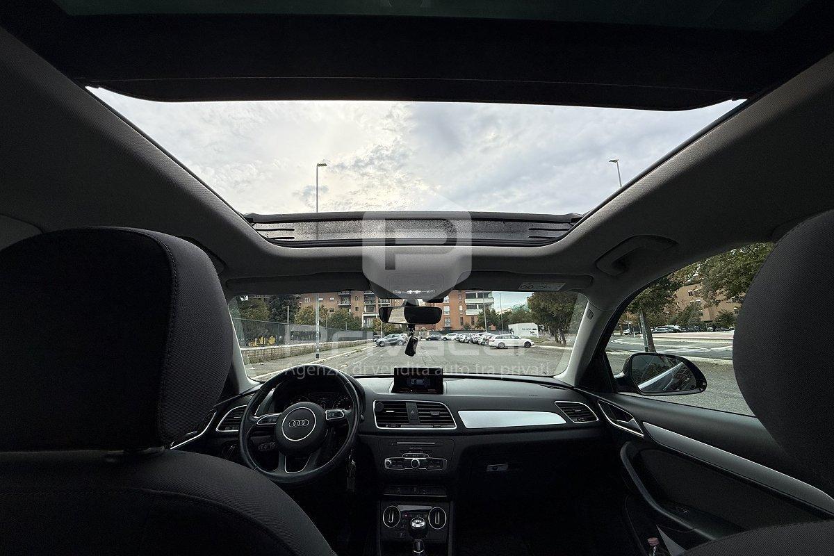 AUDI Q3 2.0 TDI 150 CV Business