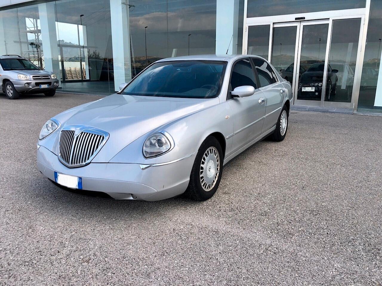 Lancia Thesis 2.4 JTD Executive