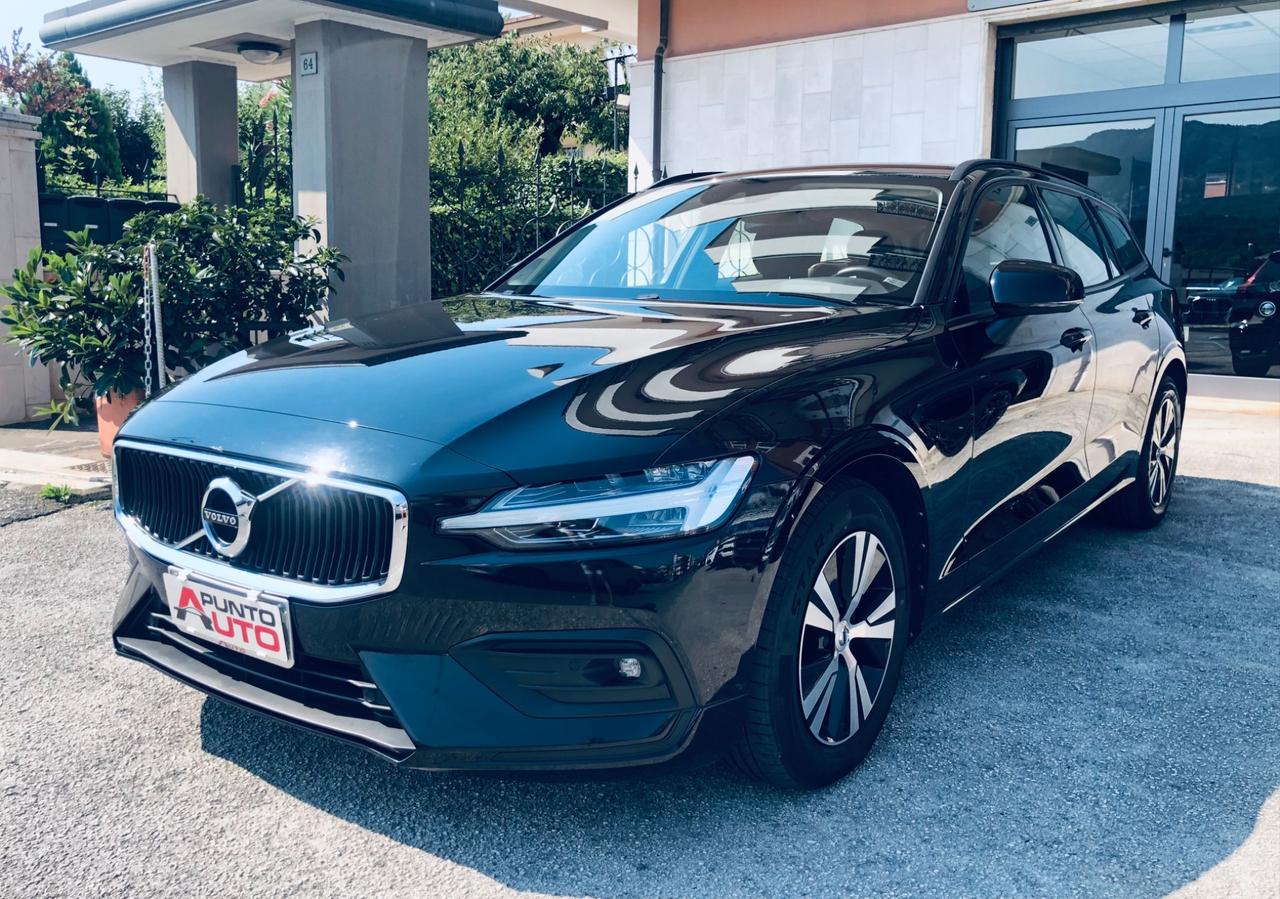 VOLVO V60 D3 Geartronic COCKPIT- CARPLAY