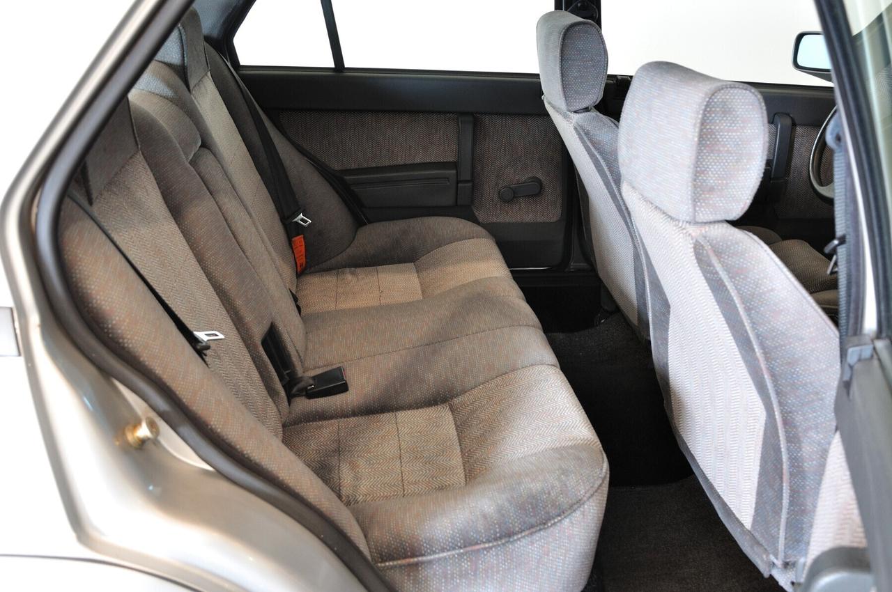 Alfa Romeo 75 2.0i Twin Spark CRS tagliandata perfetta