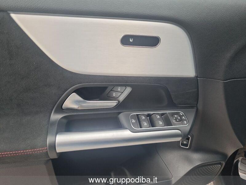 Mercedes-Benz GLA GLA-H247 2023 200 d AMG Line Premium 4matic auto
