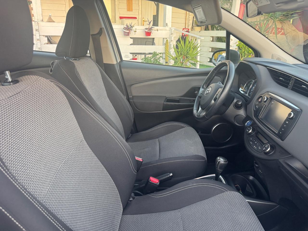 Toyota Yaris 1.5 Hybrid 5 porte AUTOMATICA GARANTITA