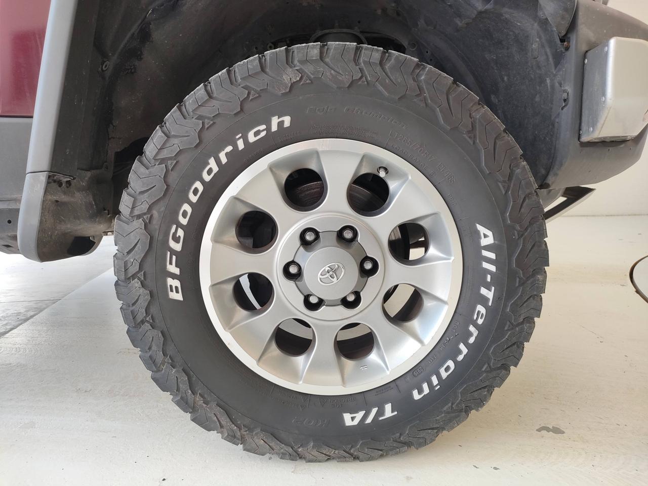 TOYOTA FJ - FJ CRUISER 4.0