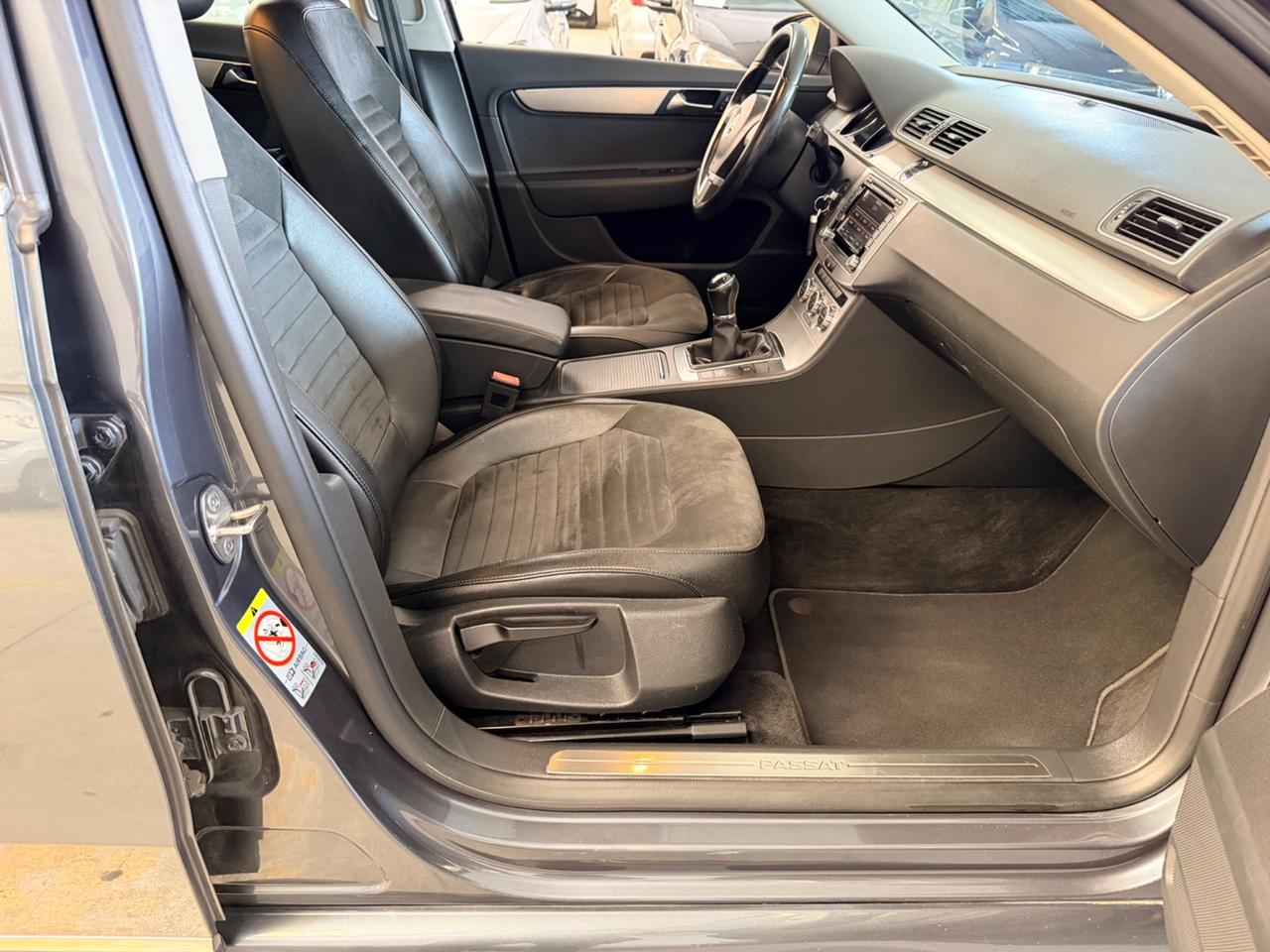 Volkswagen Passat Var. 2.0 TDI Highline BlueM.Tech.
