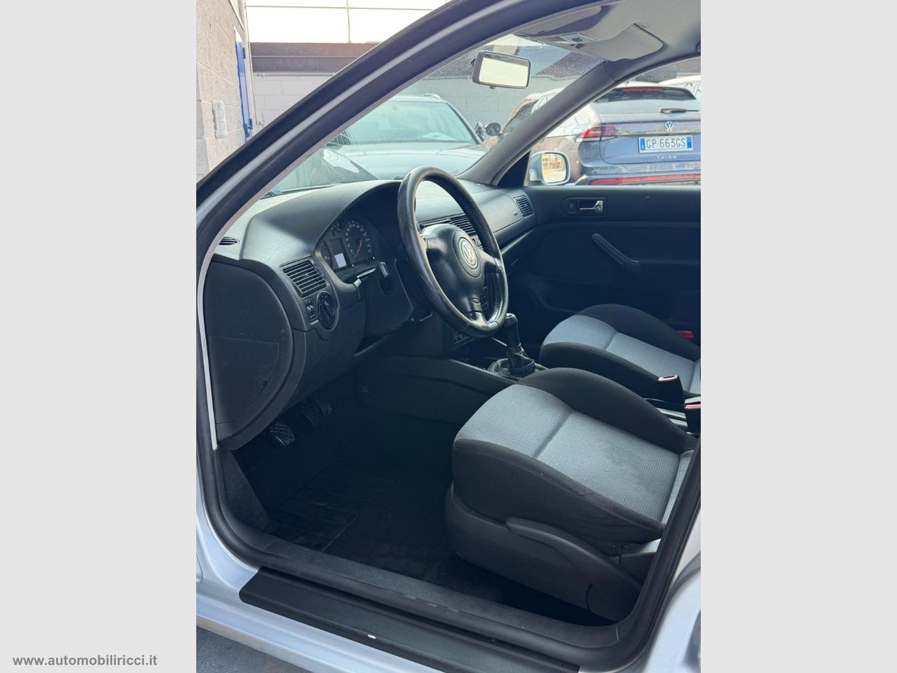 VOLKSWAGEN Golf 1.9 TDI 101CV 5p Time