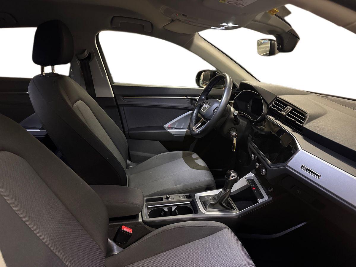 AUDI Q3 I 2019 Sportback - Q3 Sportback 35 1.5 tfsi mhev Business Plus s-tronic