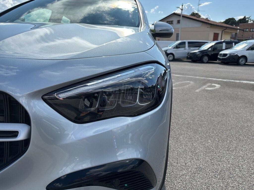 Mercedes GLA 180 180 D Advanced 8G-DCT