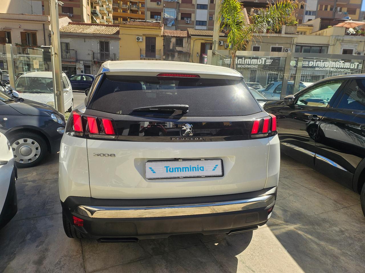Peugeot 3008 BlueHDi 130 EAT8 Allure Pack 04/2023