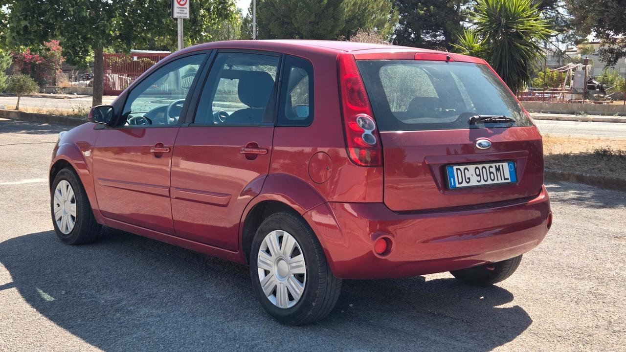 Ford Fiesta 1.4 TDCi 5p. Titanium