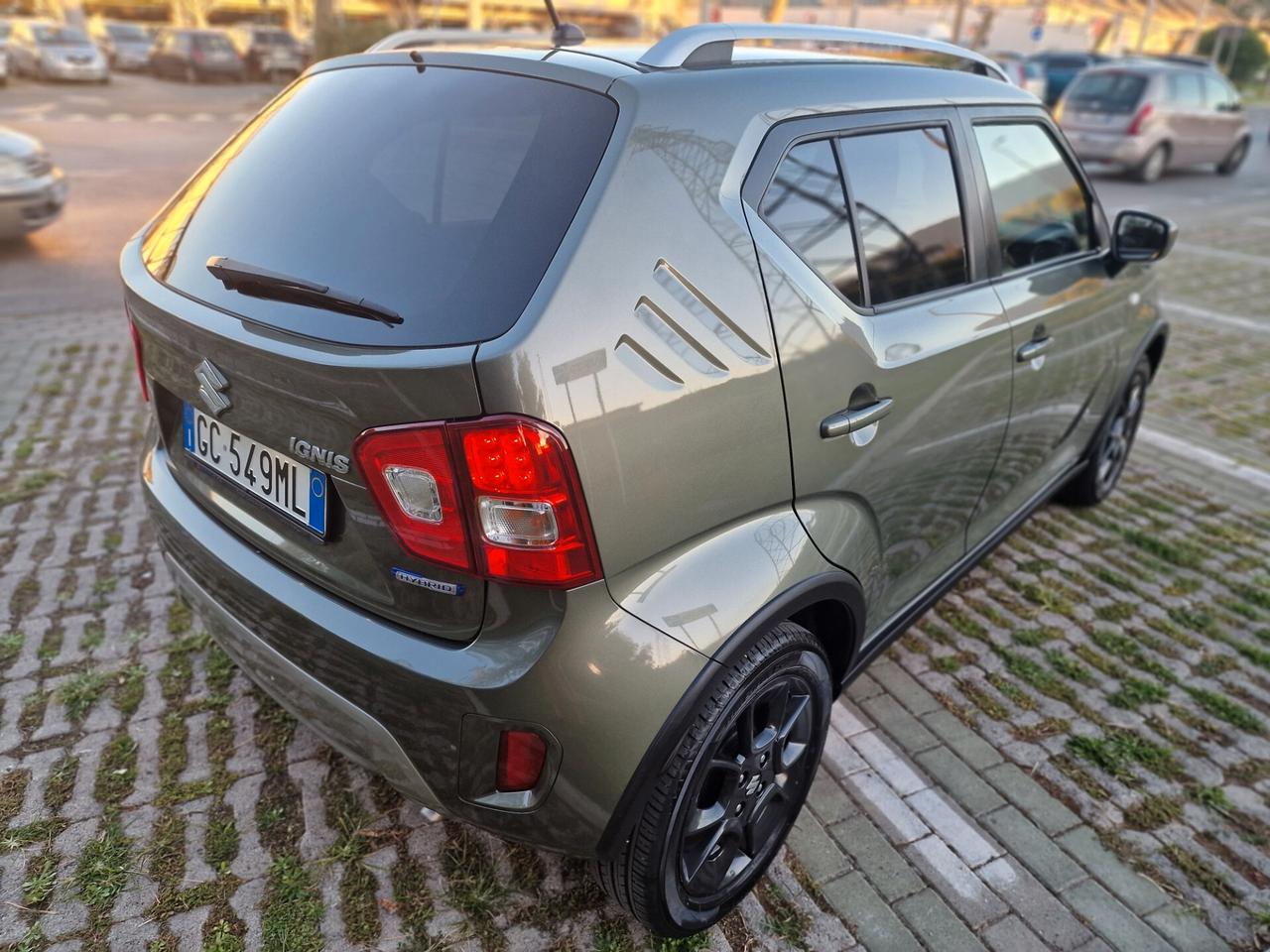 Suzuki Ignis 1.2 Hybrid Top