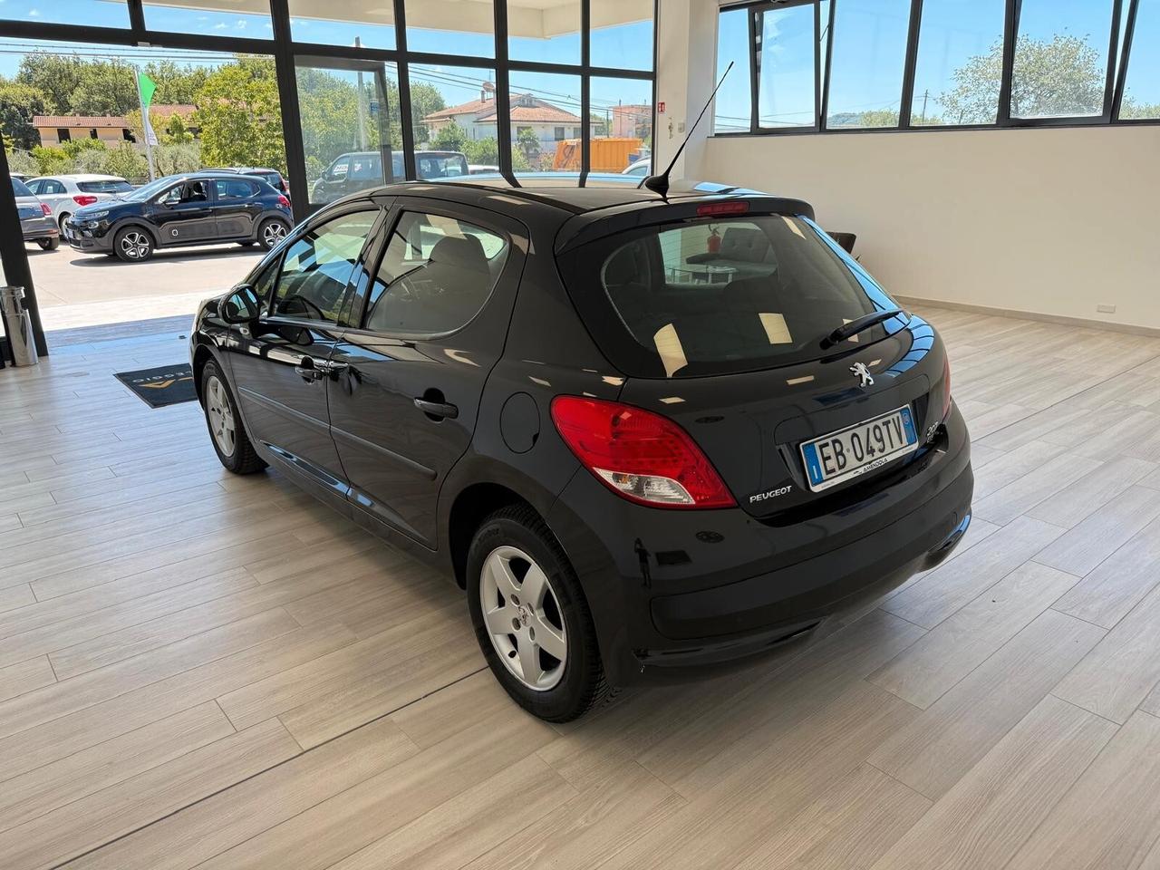 Peugeot 207 1.4 GPL 8V 75CV 5p. Energie Sport ECO