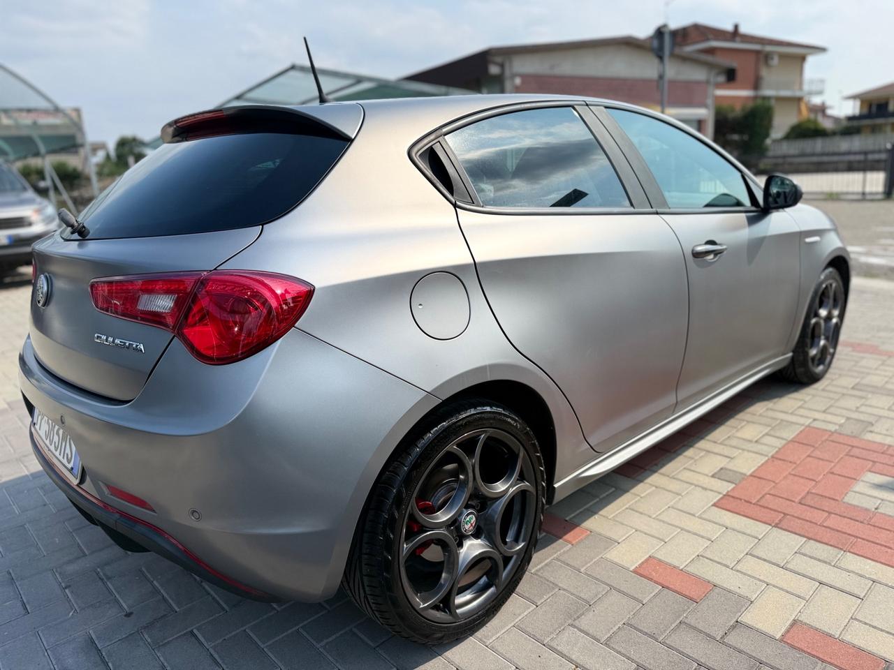 Alfa Romeo Giulietta 1.6 JTDm 120 CV QUADRIFOGLIO