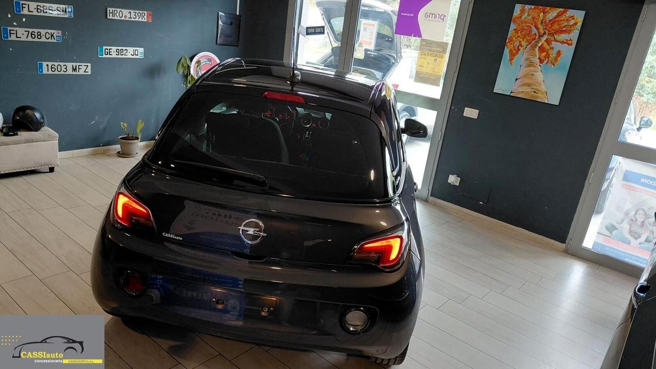 Opel Adam 1.4 87 CV GPL con Block Shaft