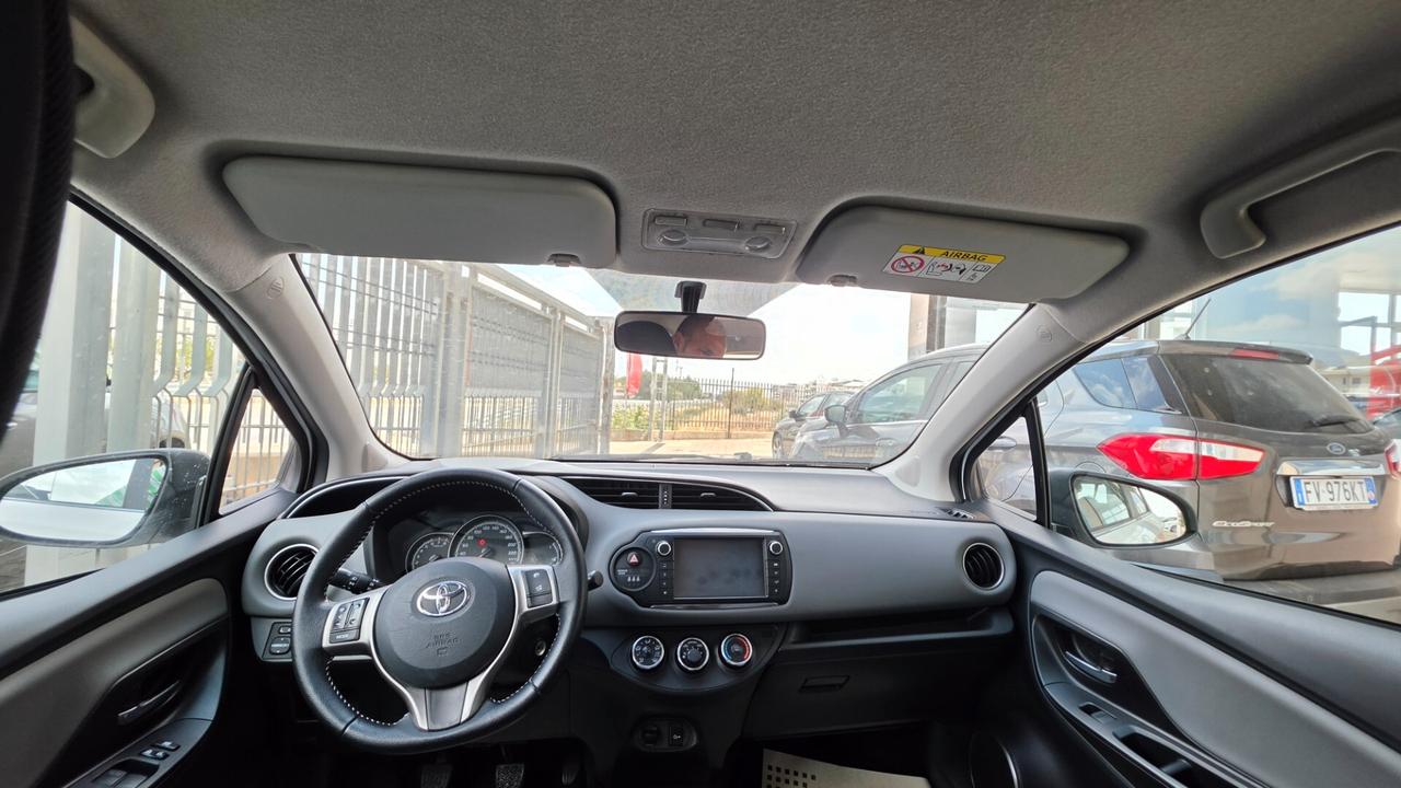 Toyota Yaris 1.0 5 porte Active
