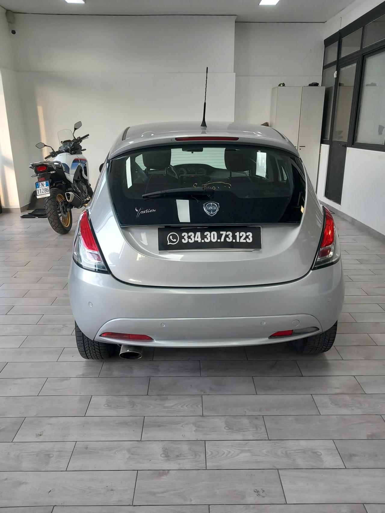 Lancia Ypsilon 1.2 Platinum GPL