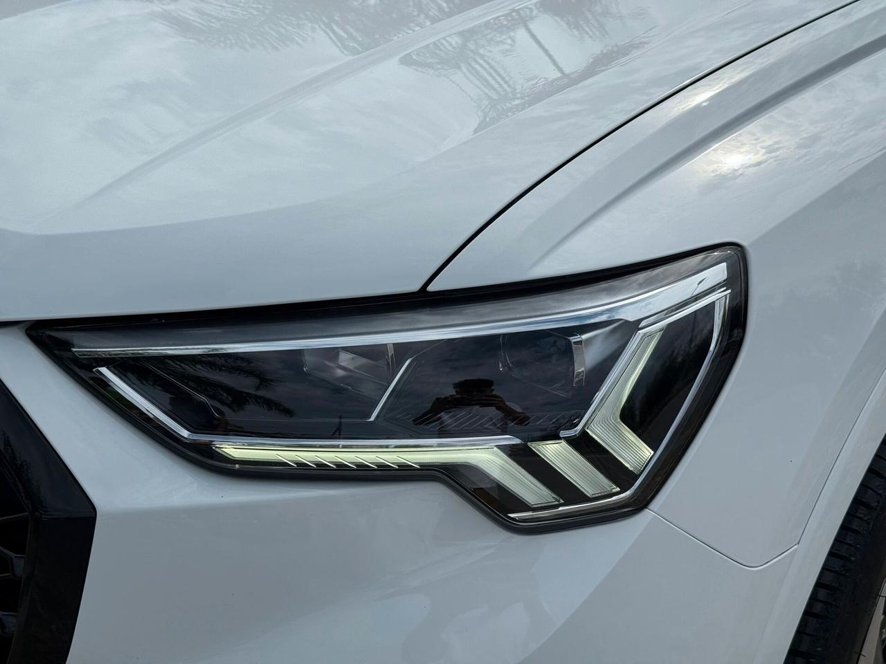 Audi Q3 35 TDI S tronic line edition Aut. Led .Tetto Apribile Pelle Navy Camera Matrix