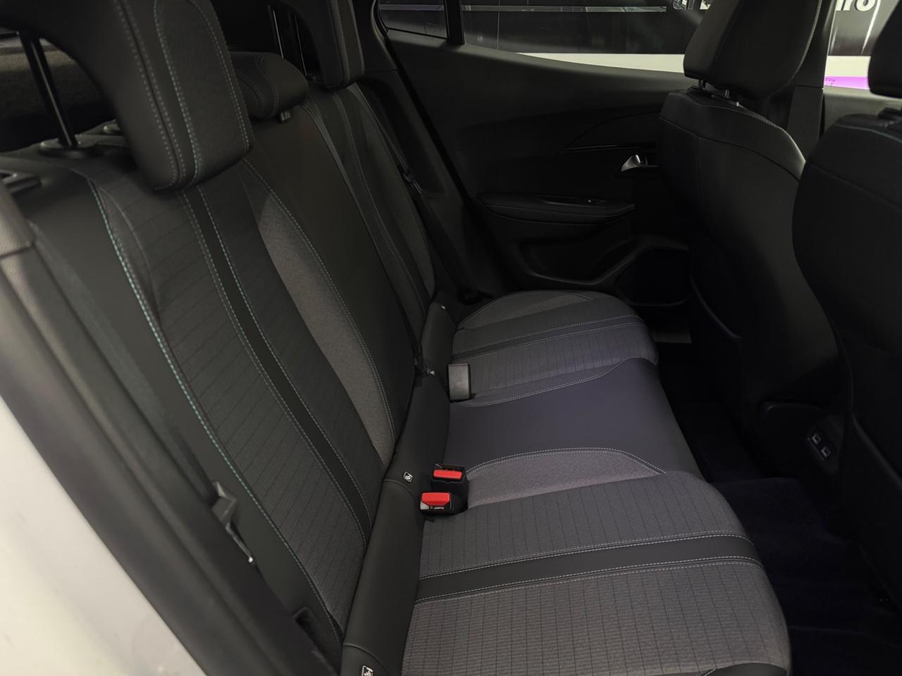 Peugeot 2008 BlueHDi 130CvEAT8 Allure Pack