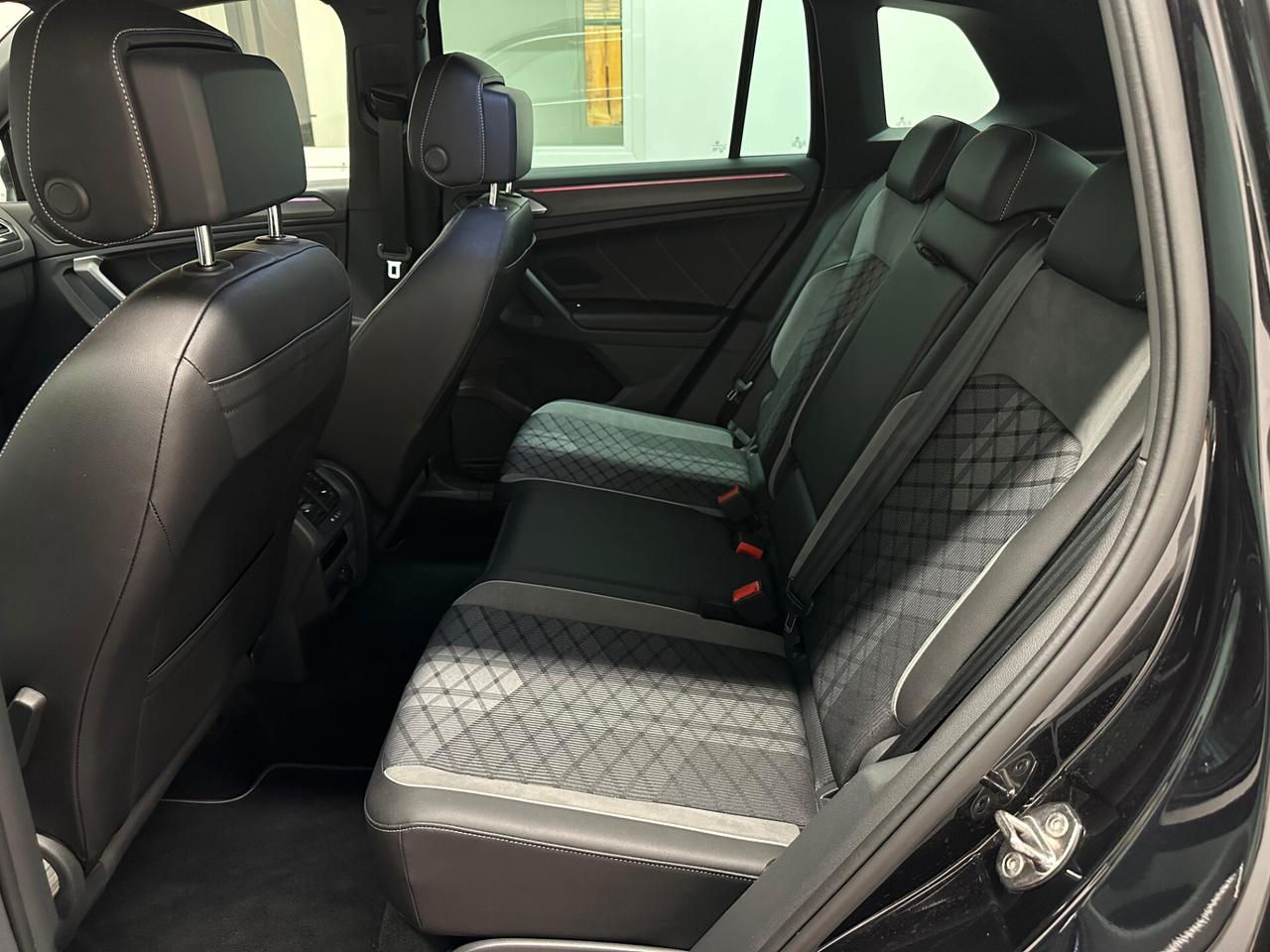 Volkswagen Tiguan 2.0 TDI 150 CV DSG R-Line