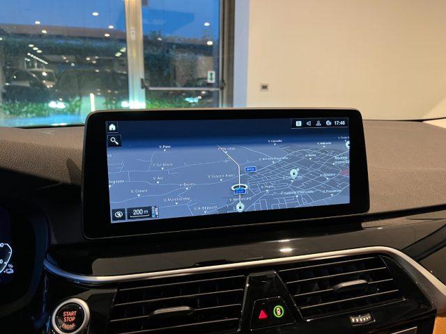 BMW 530 e xDrive Touring Business Plug-In