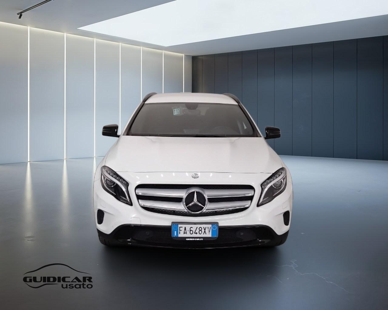 Mercedes-Benz GLA-X156 2014 - GLA 220 d (cdi) Sport 4matic 170cv auto
