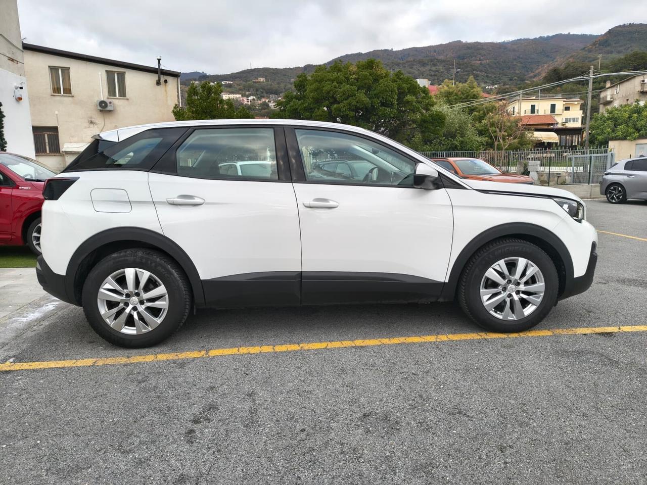 Peugeot 3008 130CV Active