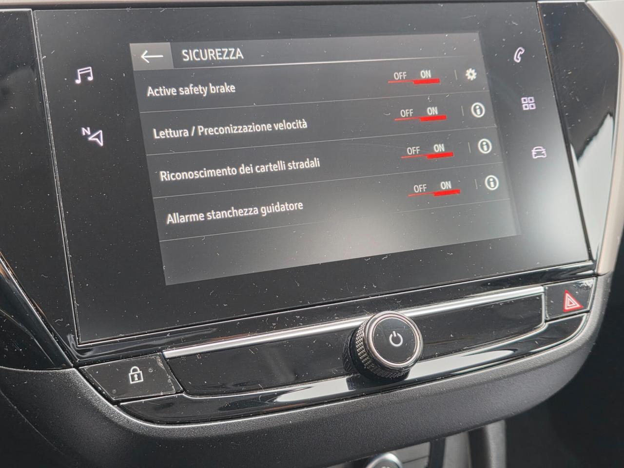 Opel Corsa 1.2 Edition