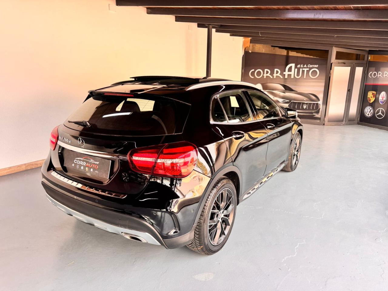 Mercedes-benz GLA 200 d Automatic Premium