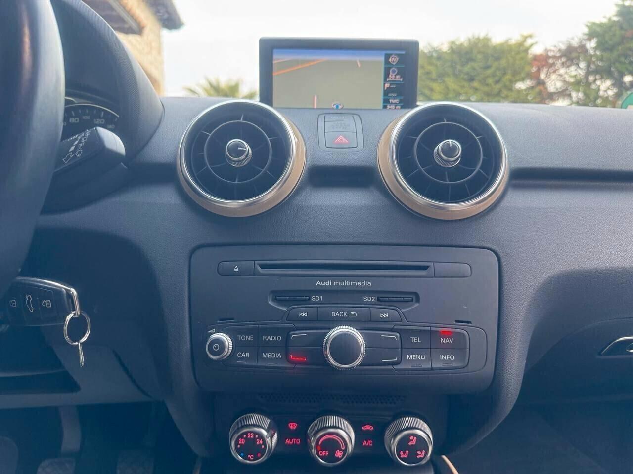 Audi A1 1.6 S line ADATTA NEOPATENTATI Tetto Nero