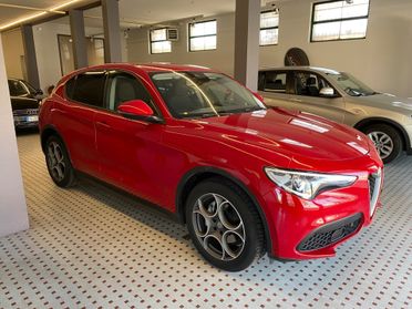 Alfa Romeo Stelvio 2.2 Versione "Rosso Edizione" Aziendale