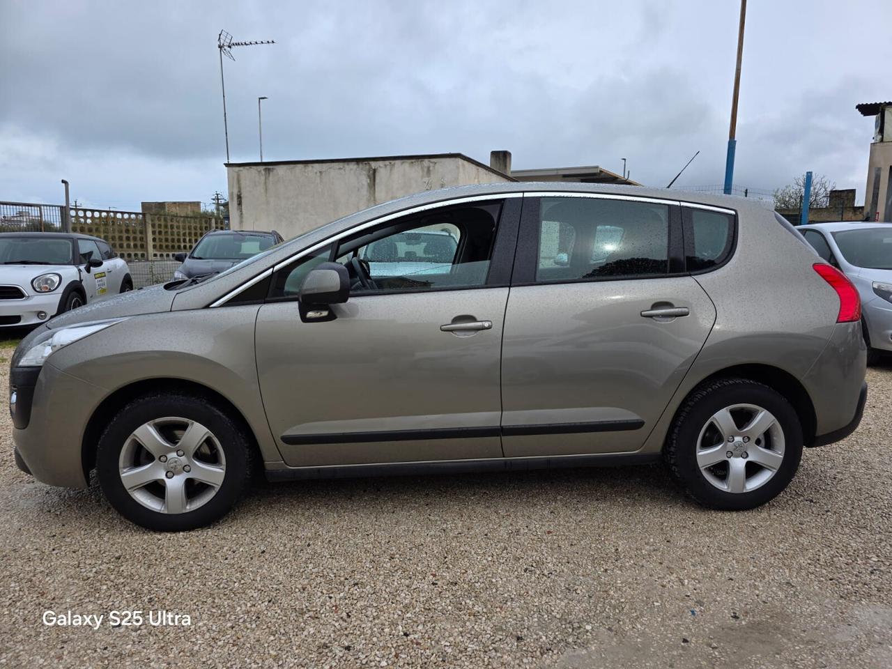 Peugeot 3008 1.6 HDi 110CV Business 116.000km