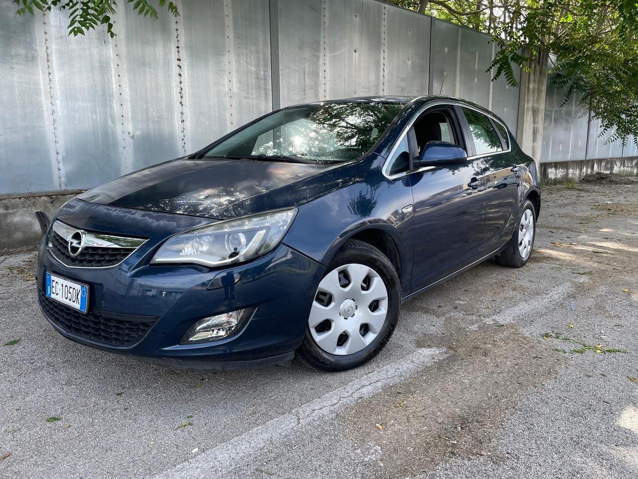 Opel Astra 1.6 Turbo 180CV Sports Tourer aut. Cosmo S