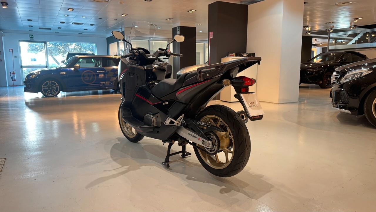 HONDA INTEGRA 745CC - 2014