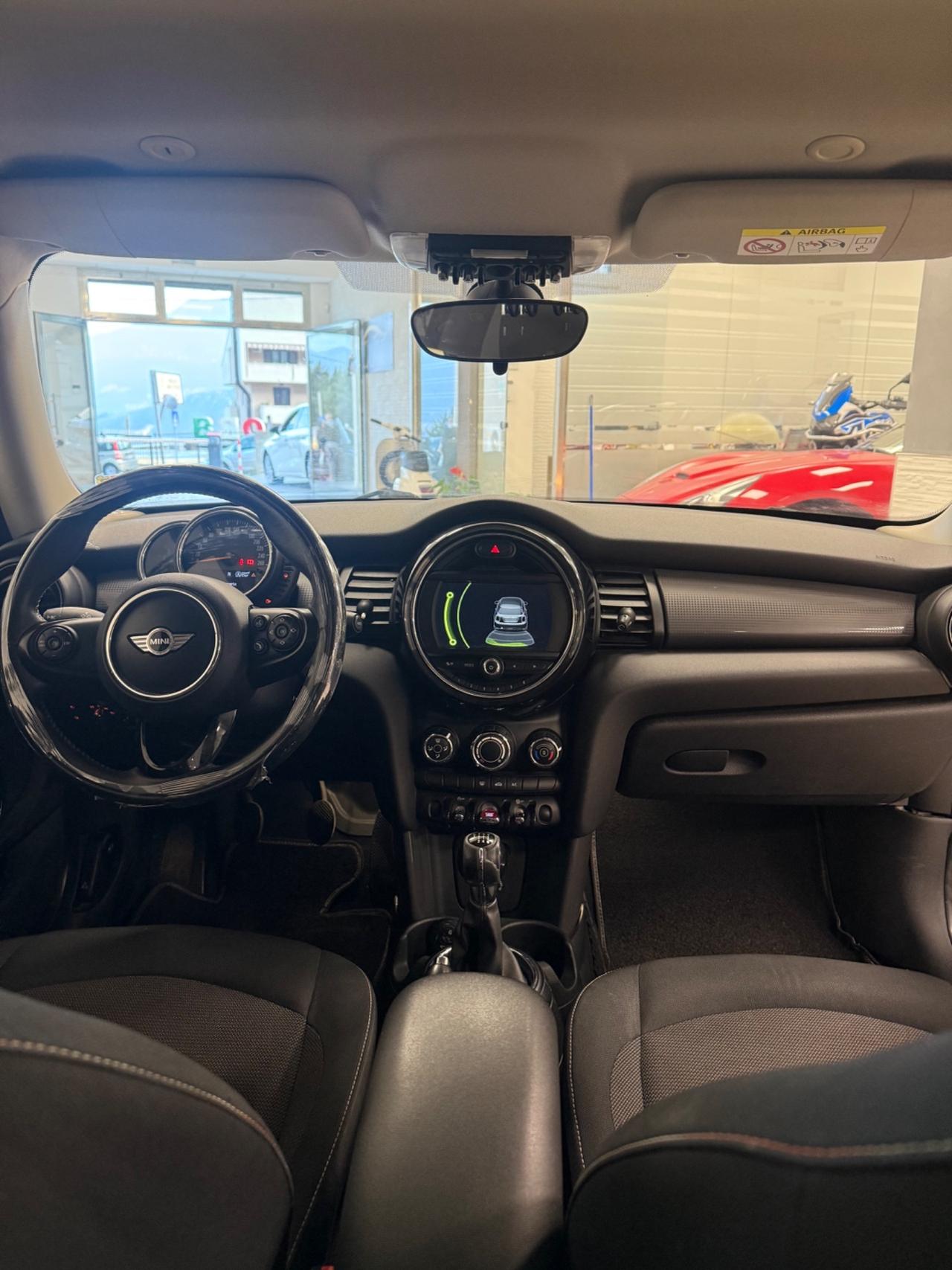 Mini 1.5 Cooper D Hype