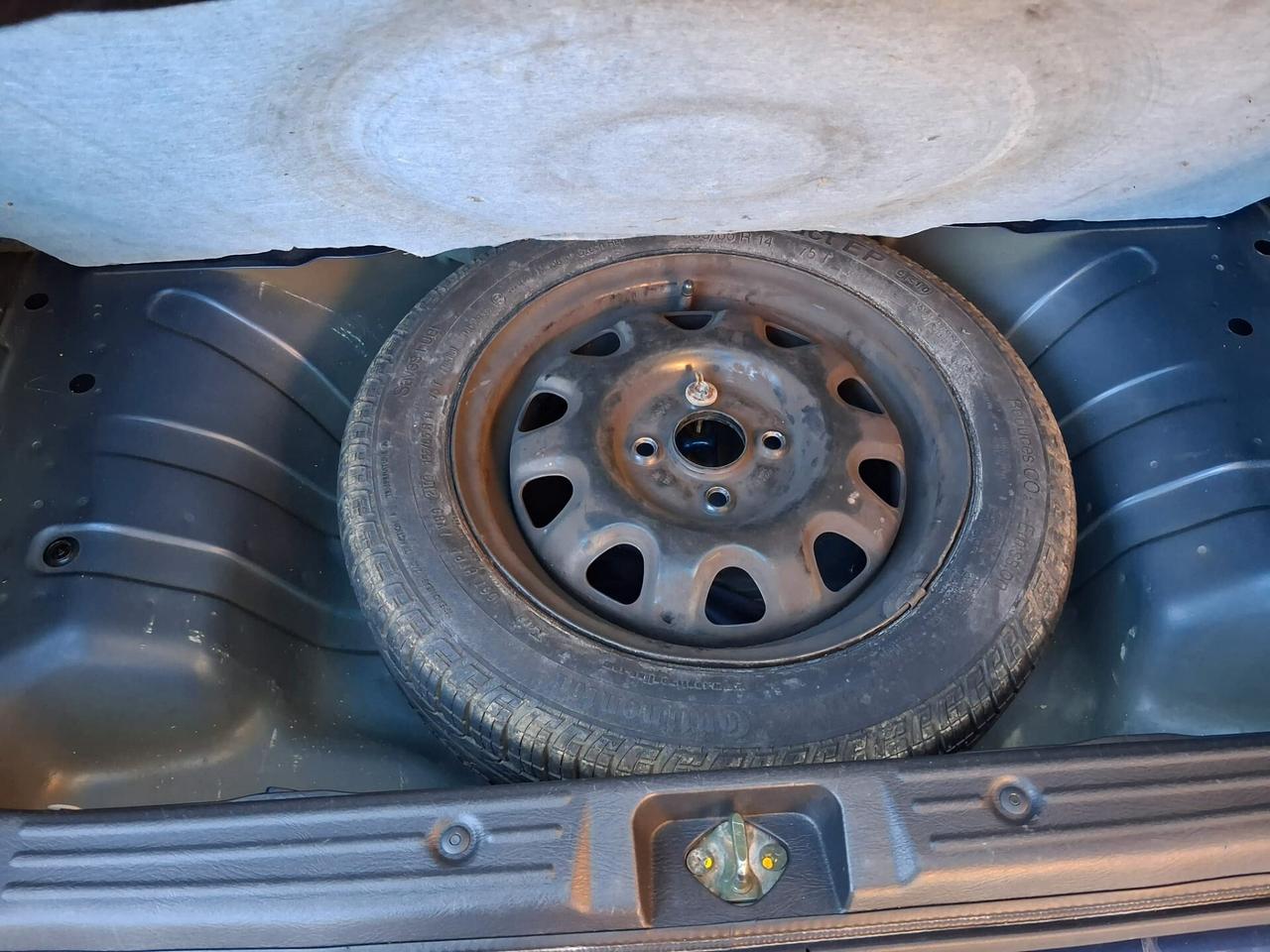 Opel Agila 1.0 12V Club