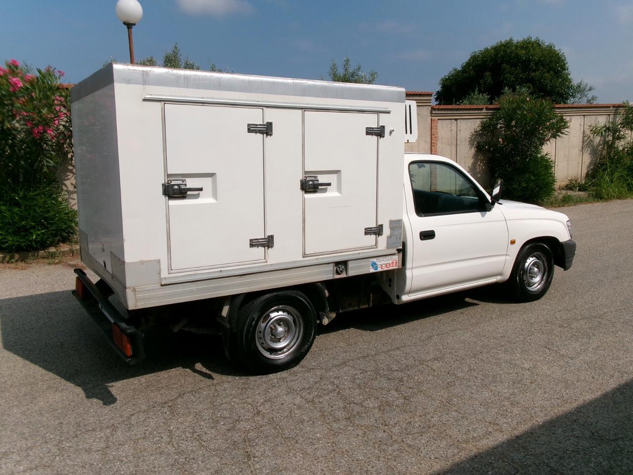 Toyota Hilux 2.5 D-4D 2WD 2p. Pick-up