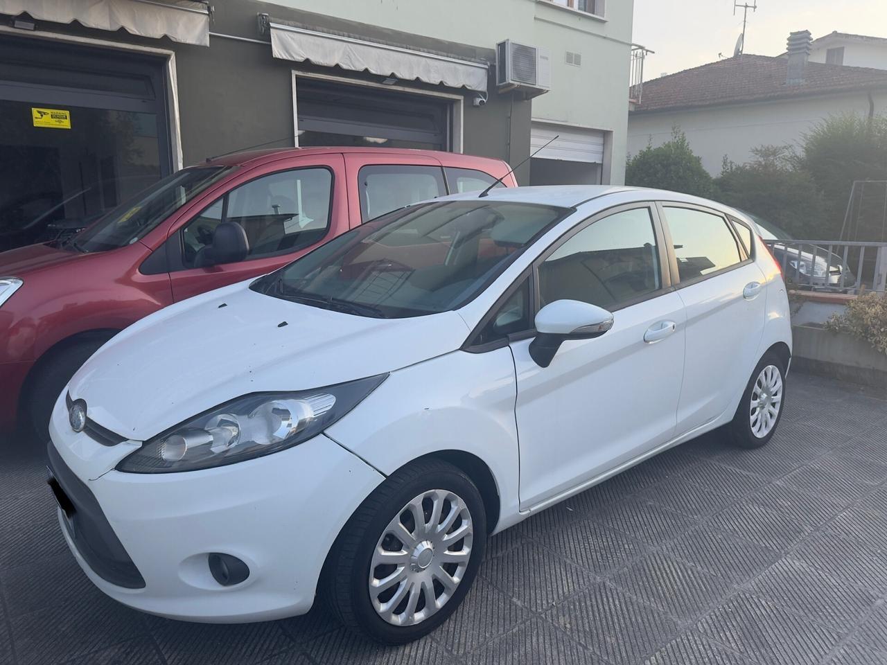 Ford Fiesta 1.2 16V 60CV 5p. Titanium Bs.