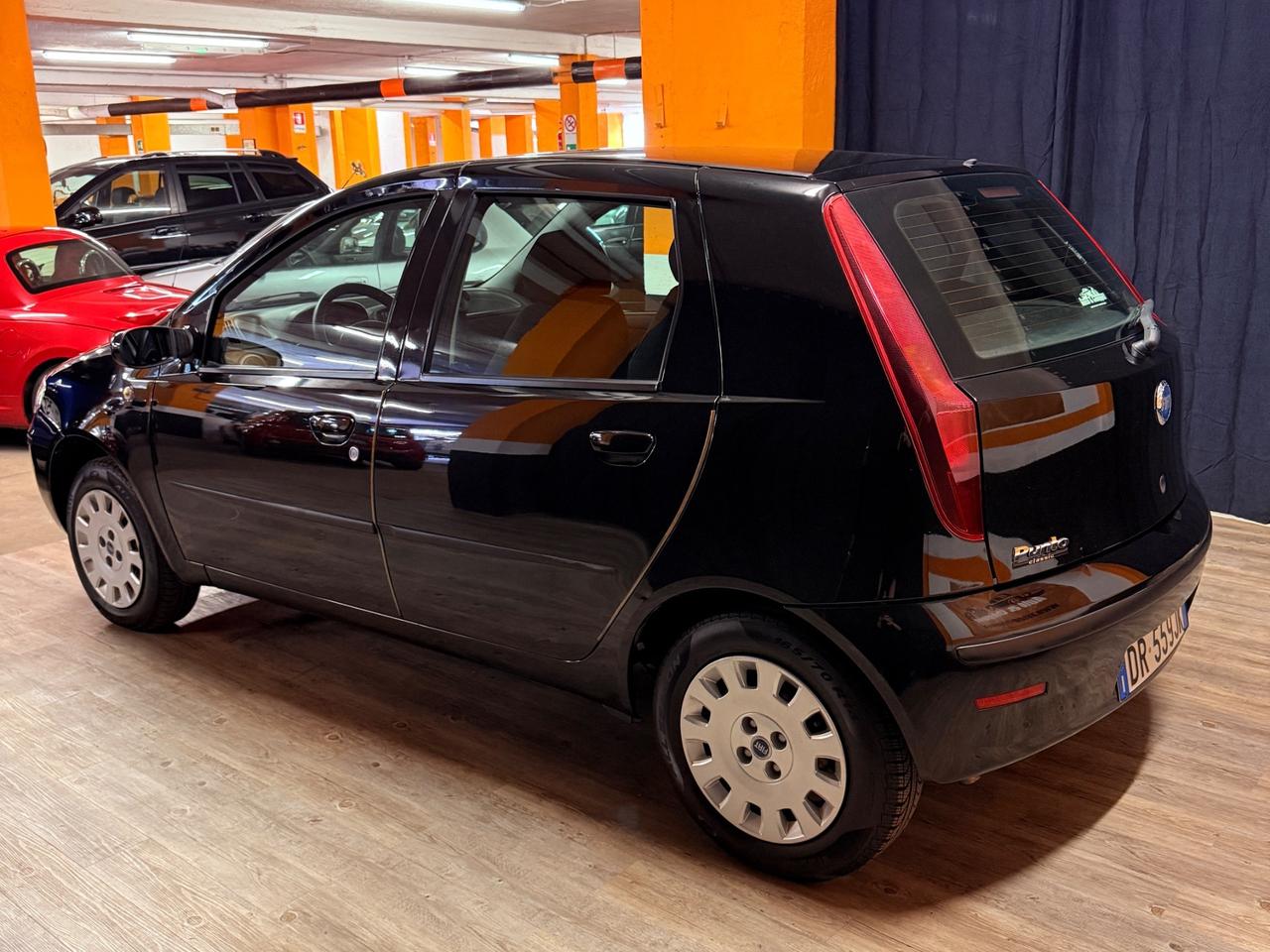 STUPENDA FIAT PUNTO CON SOLI 81.262 KM IN CONDIZIONI DA VETRINA