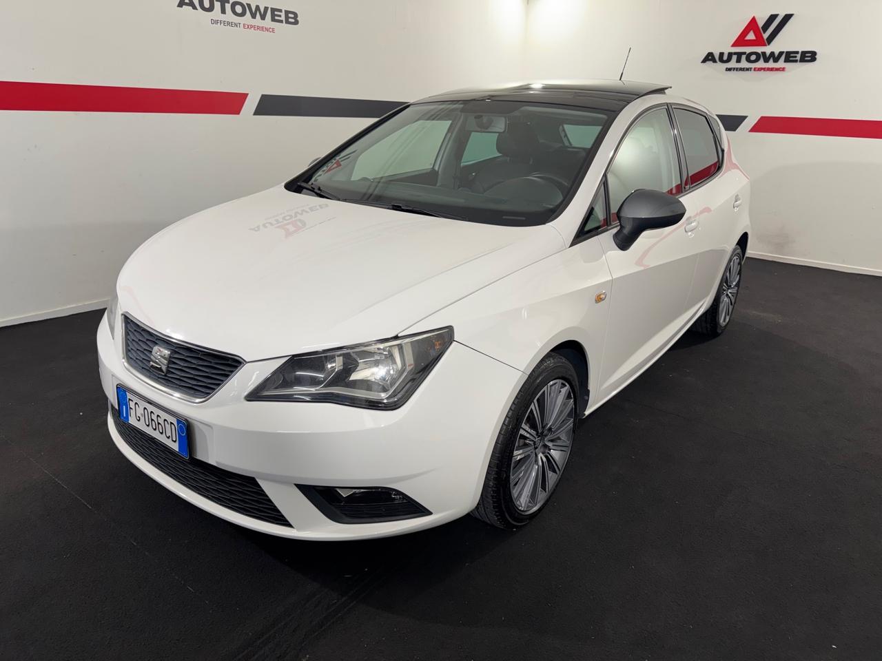 Seat Ibiza 1.4 TDI 75 CV CR 5p. Style TETTO APRIBILE - NEOPATENTATI - APPLE CARPLAY E ANDROID AUTO