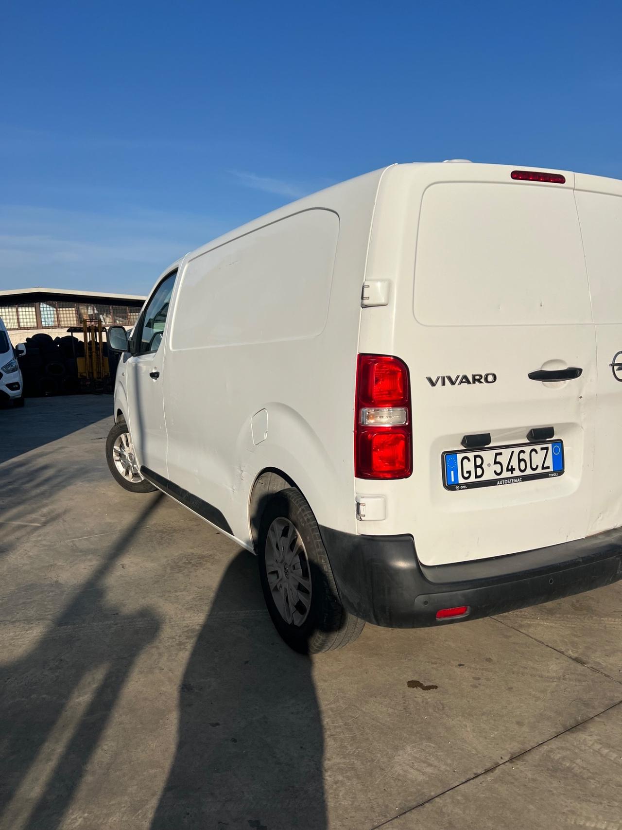 Opel vivaro del 2020 è solo 100.000 kM