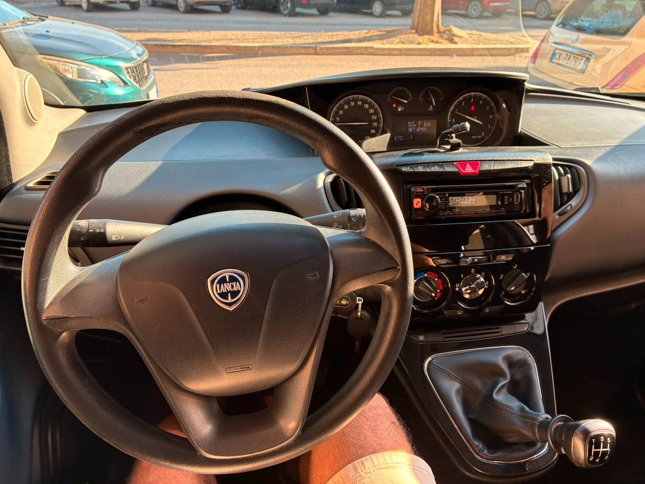 Lancia Ypsilon 1.2 69 CV 5 porte Silver