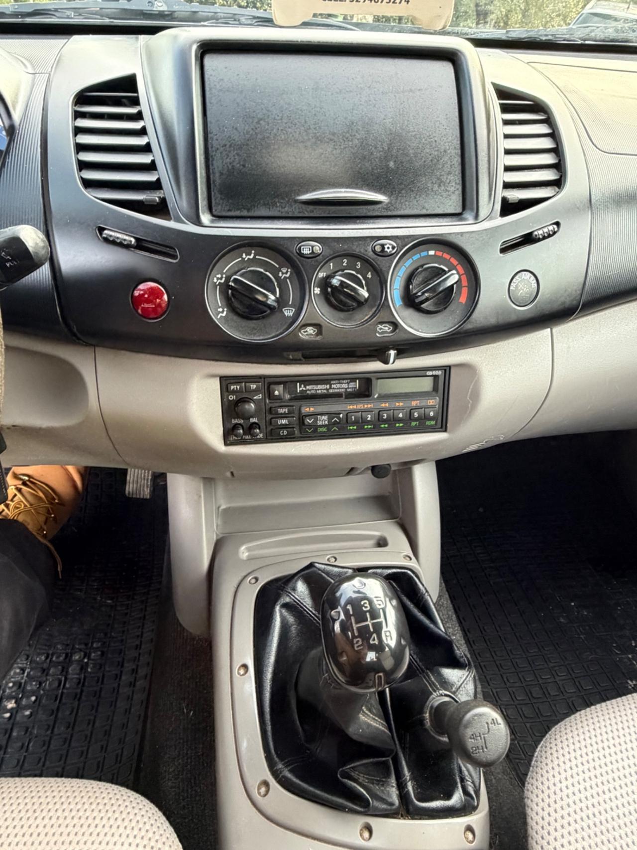 Mitsubishi L200 2.5 DI-D/136CV Single Cab Inform