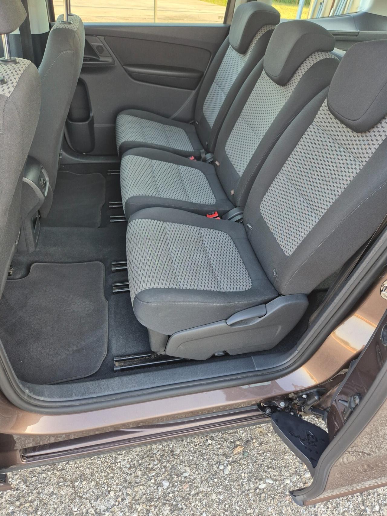 Volkswagen Sharan 2.0 TDI 16V 5 posti