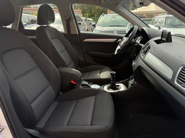 Audi Q3 2.0 TDI 120CV Design - 2016