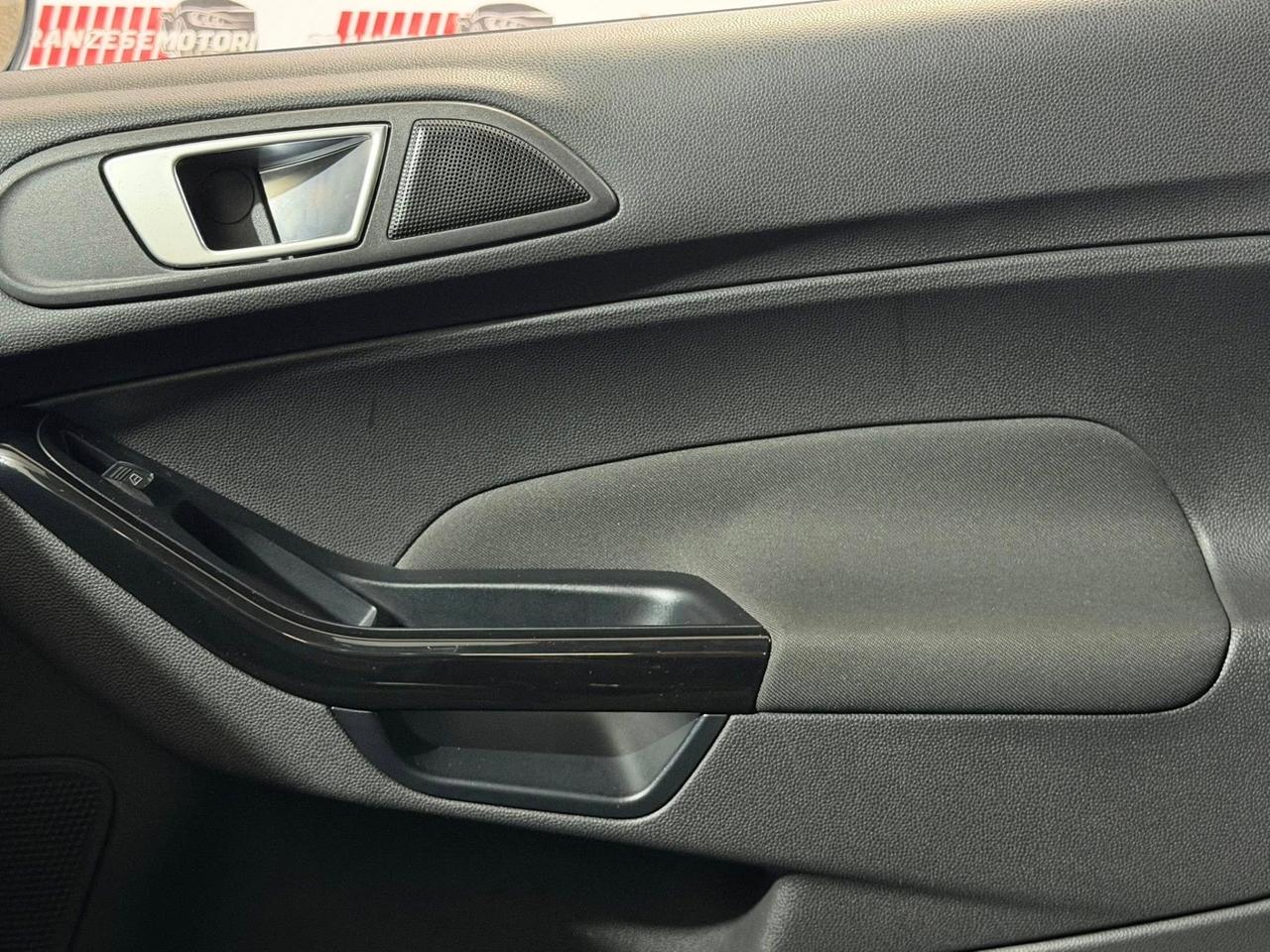 Ford Fiesta 1.5 TDCi 75CV 3 porte Titanium