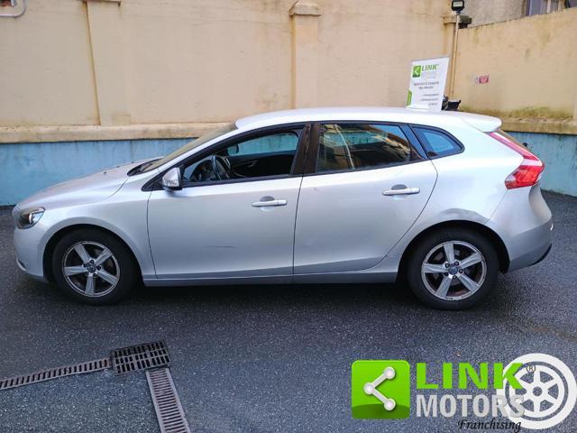 VOLVO V40 D2 1.6 Summum