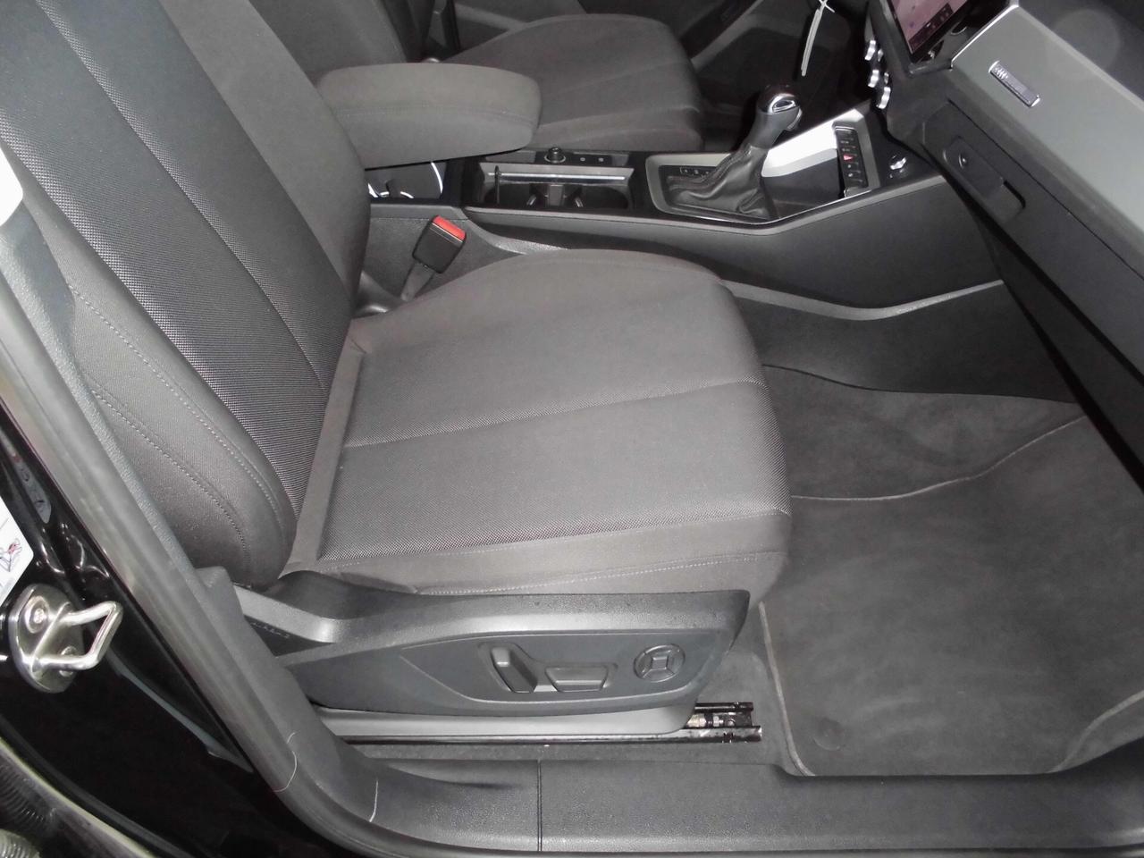 Audi Q3 35 TDI S tronic Business Advanced