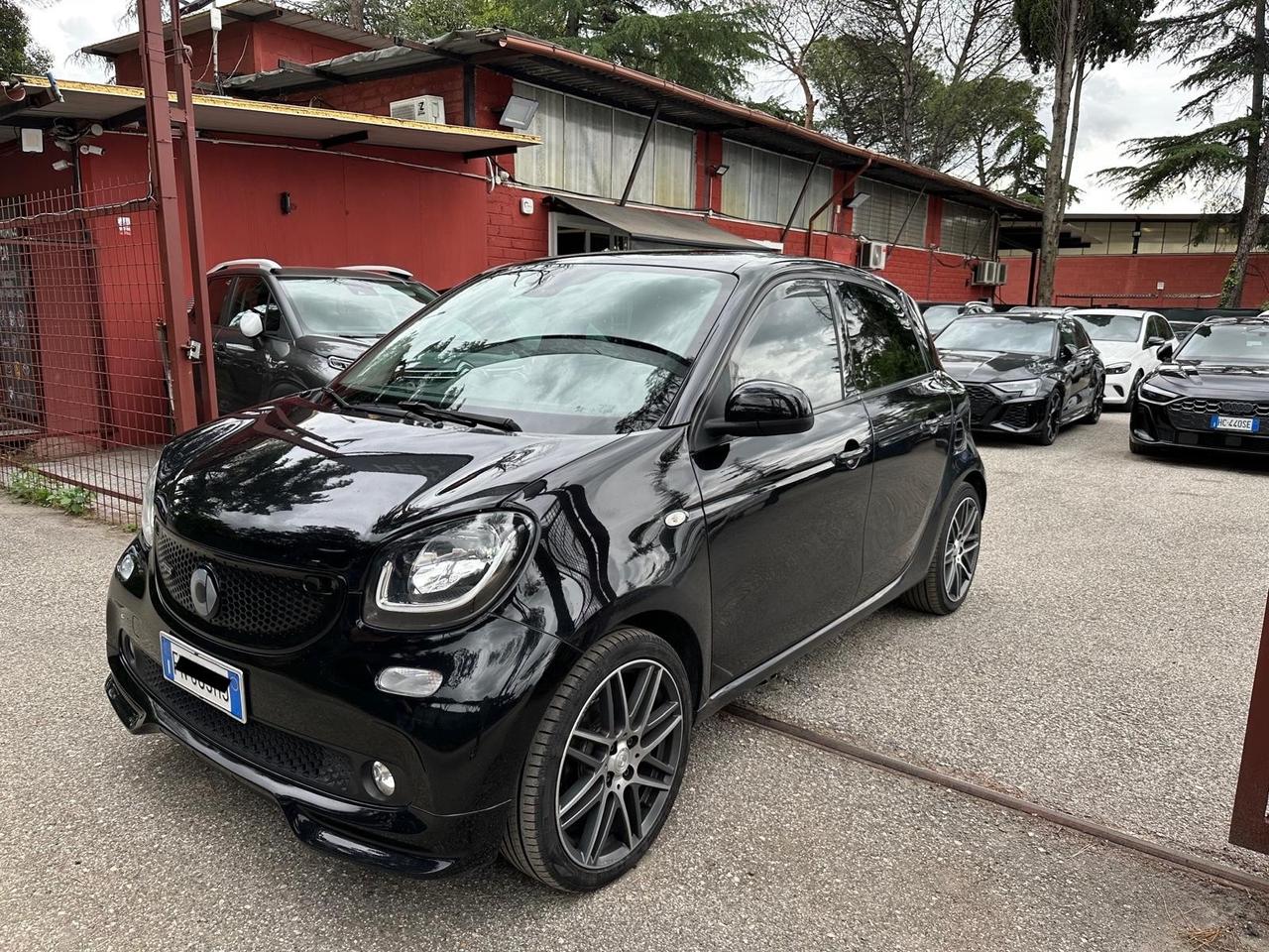 Smart ForFour BRABUS 0.9 Turbo twinamic Xclusive *promo*